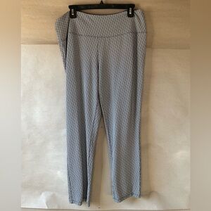 Liz Claiborne pants. White w black designs. Stretch. Size XL